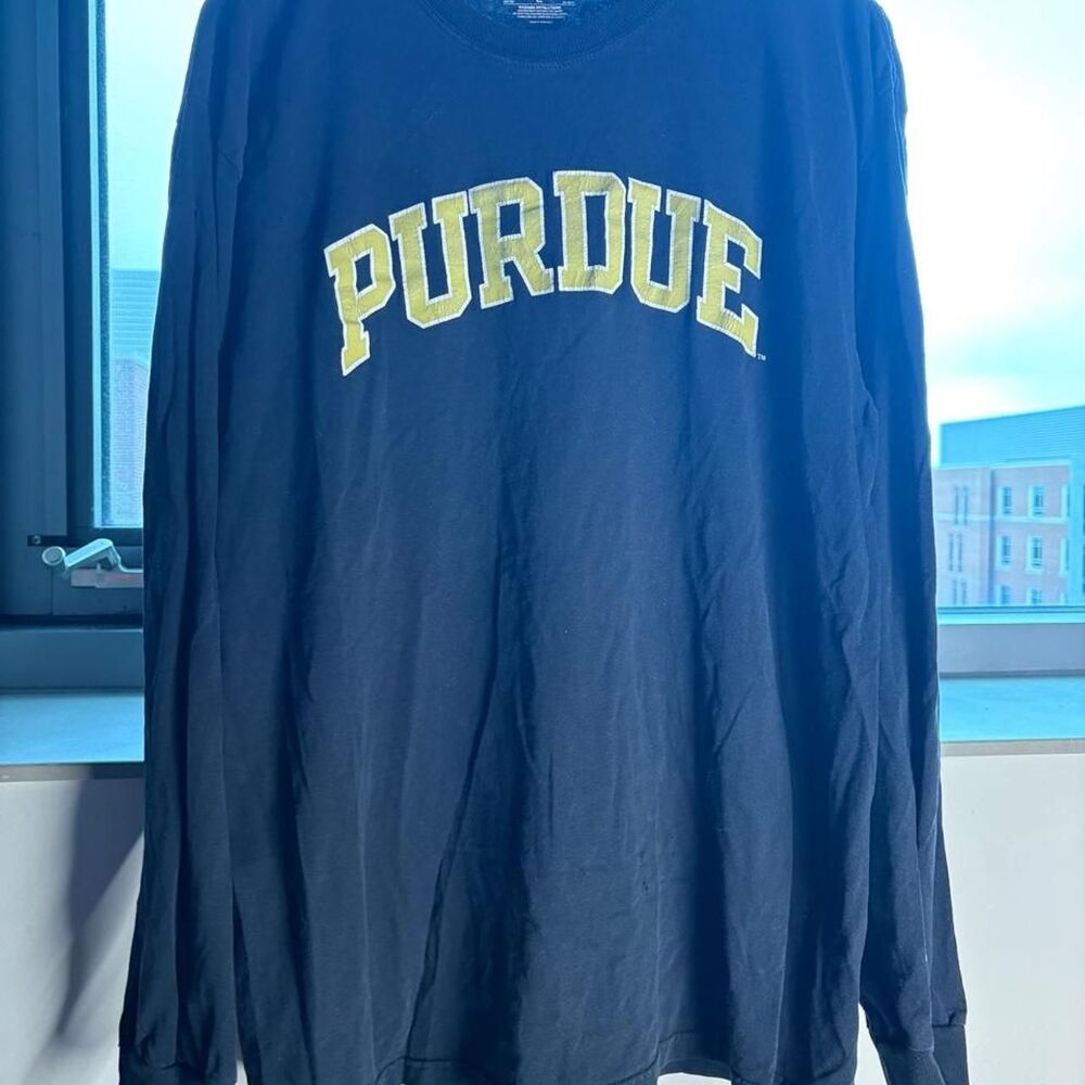 Super crazy spellout tuff af Champion Purdue Boilermakers long sleeve